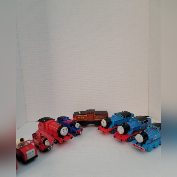 Mattel Thomas The Train & Friends Set of 9 Assorted Mixed...